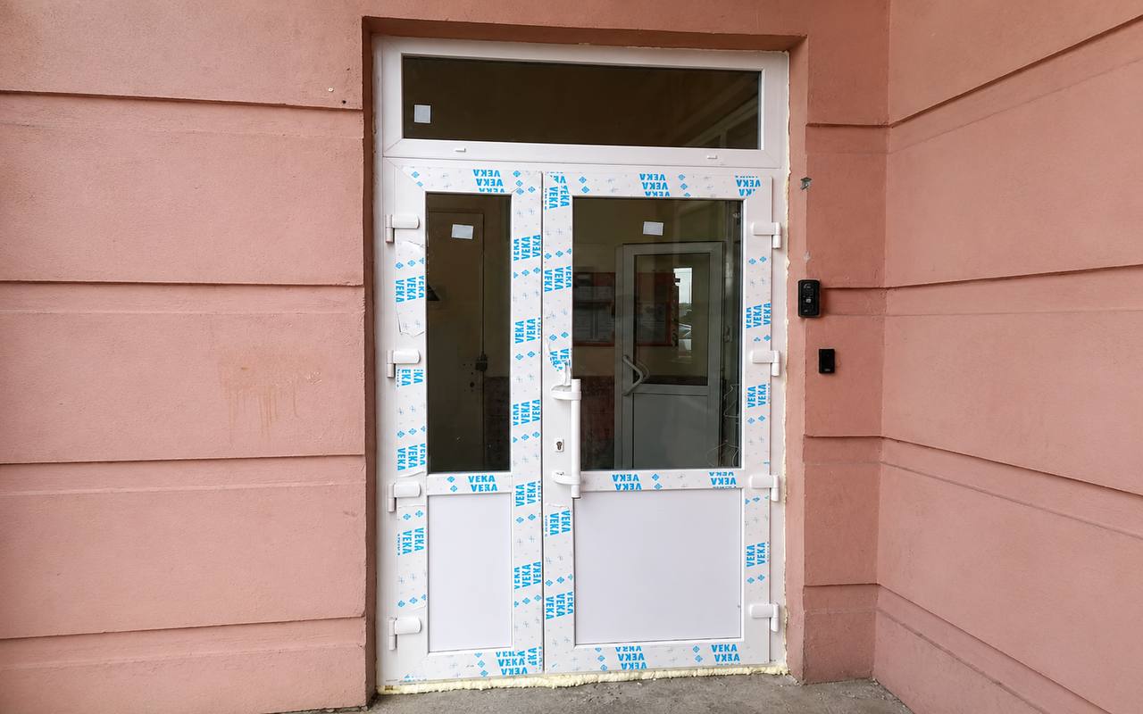 Вхідні двері